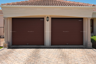 Секционные гаражные ворота Doorhan RSD01 BIW (2900х2100)