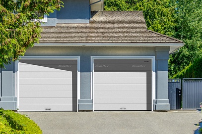 Секционные гаражные ворота Doorhan RSD01 BIW (2500х2500)